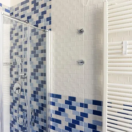 Гостевой дом V10 - Vanvitelli 10 Неаполь