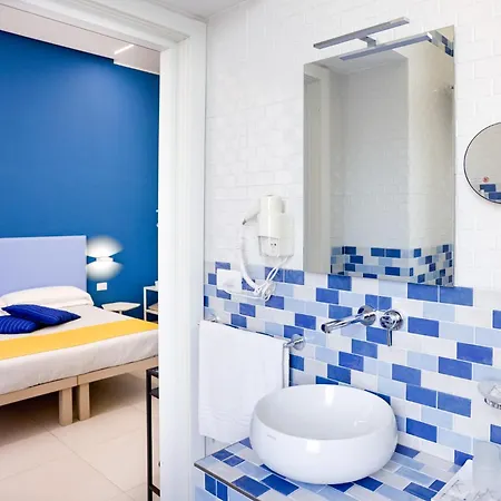 V10 - Vanvitelli 10 Неаполь