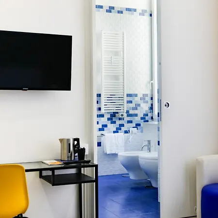 V10 - Vanvitelli 10 Гостевой дом 4*