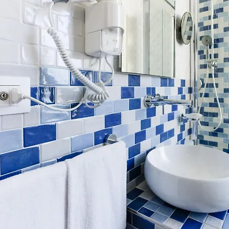 Гостевой дом V10 - Vanvitelli 10 Неаполь