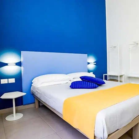 V10 - Vanvitelli 10 Гостевой дом Неаполь