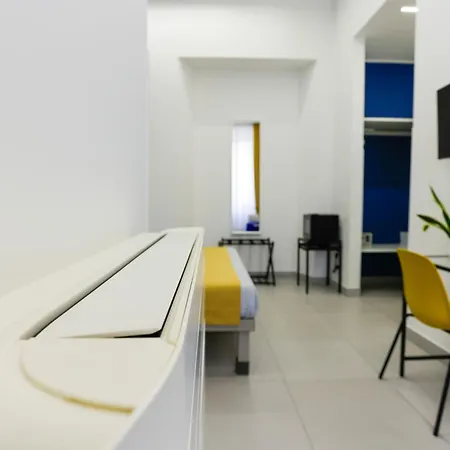 V10 - Vanvitelli 10 Гостевой дом 4*