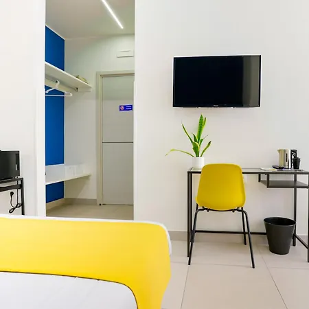 V10 - Vanvitelli 10 Гостевой дом 4*