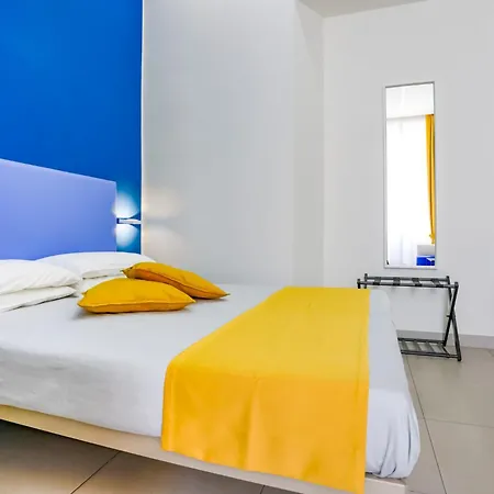 V10 - Vanvitelli 10 Гостевой дом Неаполь