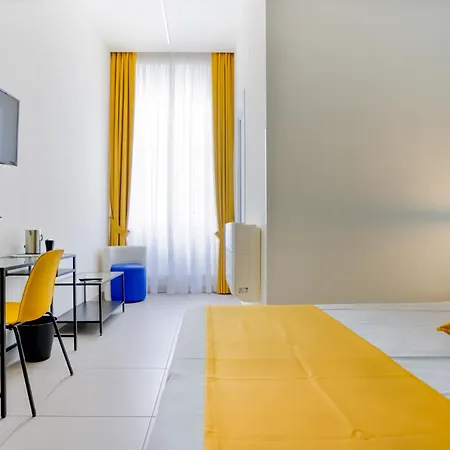 V10 - Vanvitelli 10 Неаполь