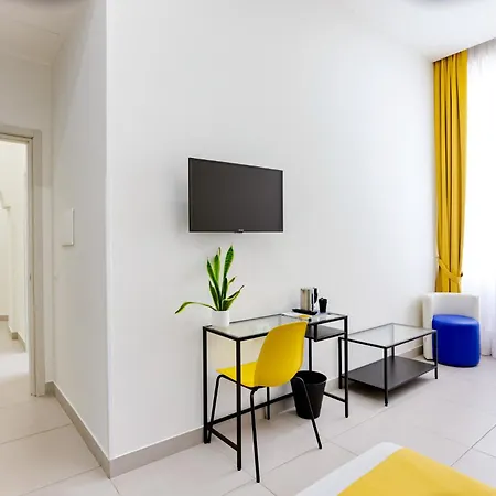 Гостевой дом V10 - Vanvitelli 10 4*