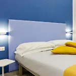 V10 - Vanvitelli 10 نابولي